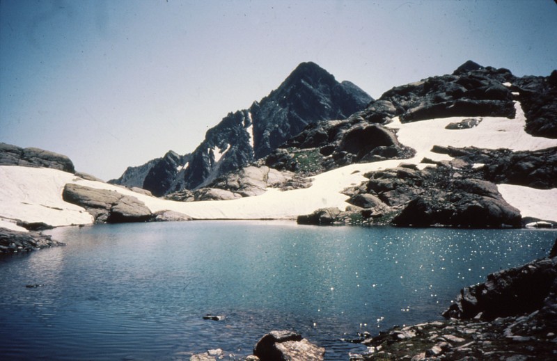 1983 565 Lac au-dessus de Rabuons