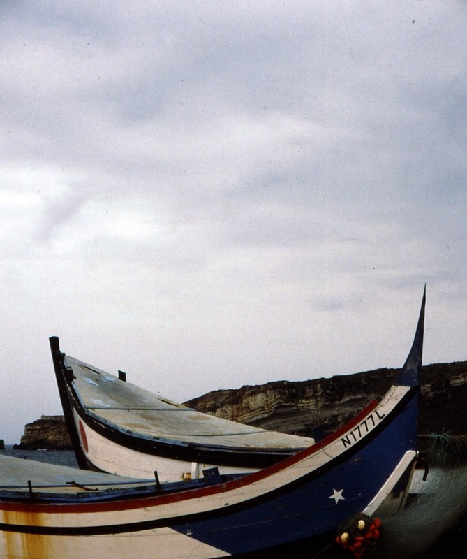1987 Portugal -Barques à Nazaré