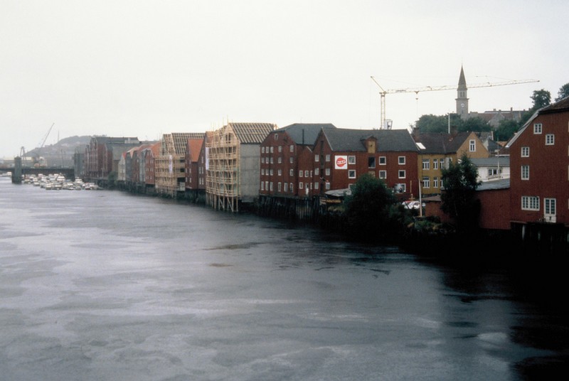 022- Trondheim vue du célèbre pont