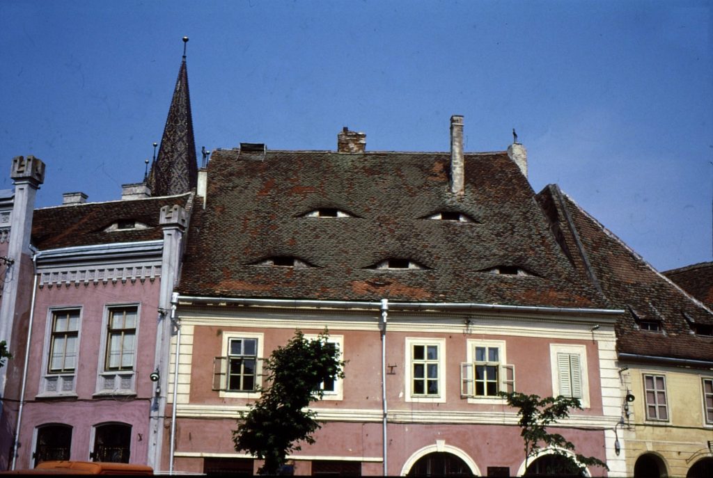 1993 13 Sibiu maisons à oeils de boeuf