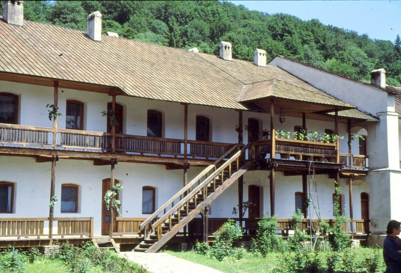 1993 52 Monastère Sucu 2